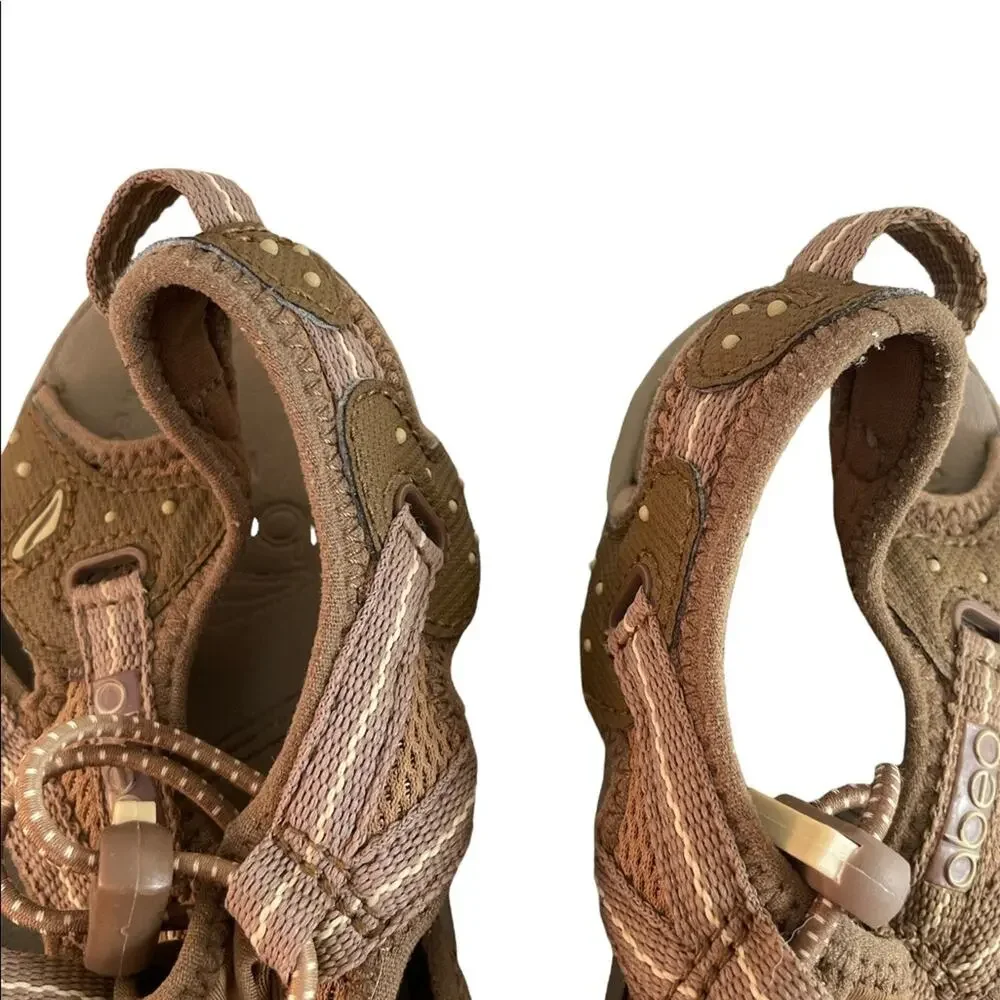 Abeo water shoes size 6 Preowned
